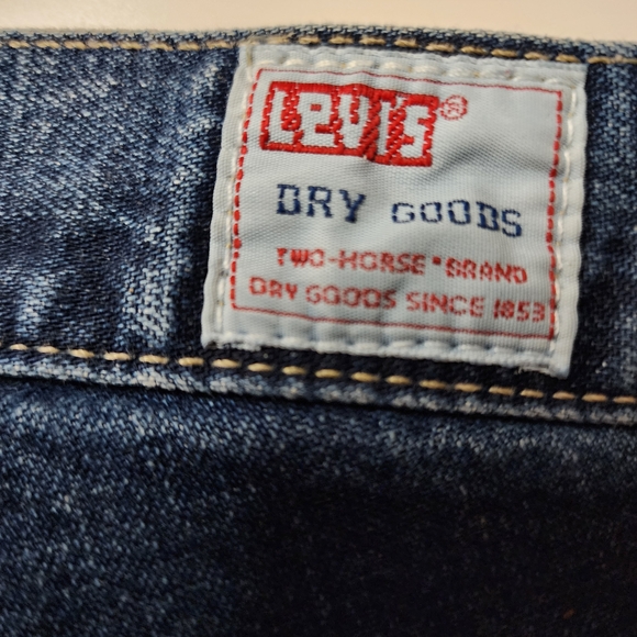 Classic Women's Dark Blue Jeans - Picture 8 of 8